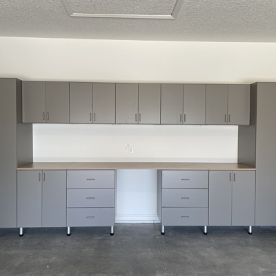 Garage Work Bench - Large Photo